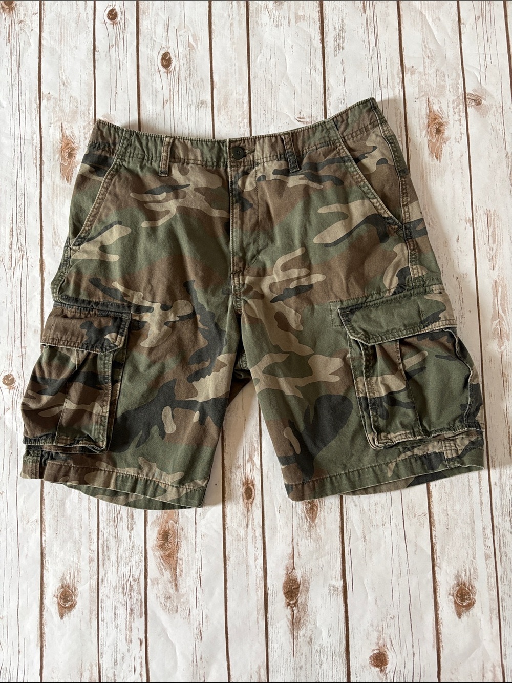 Old Navy Men's Camo Cargo Shorts - Green/Brown - Size 34